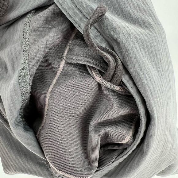 Lululemon Men’s Core Shorts Linerless Grey Pinstripe Large - Picture 5 of 11